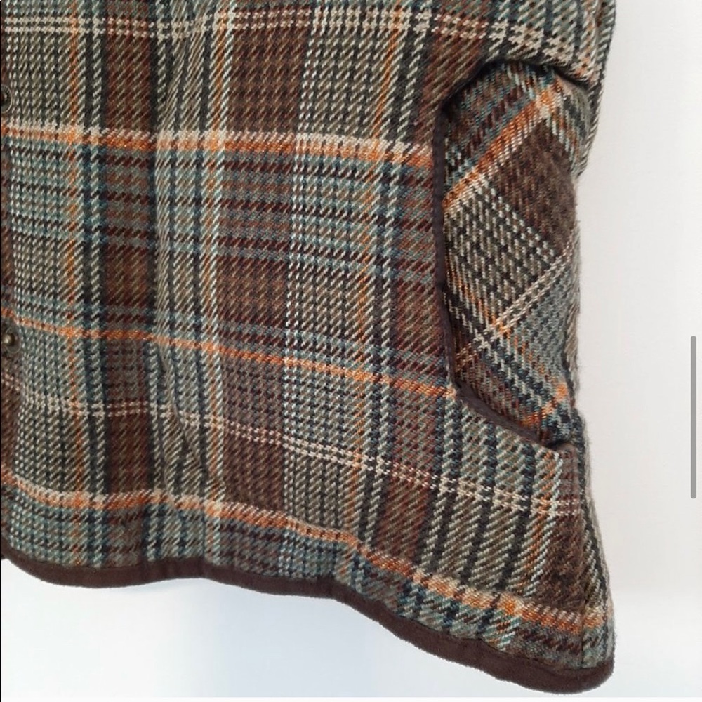B B Dakota Brown Plaid Fur Hooded Flannel Vest L - Picture 8 of 12